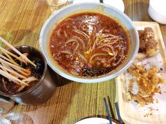 -蜀天上精专麻辣香锅(文定路店)