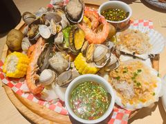 -日进一片海.生腌海鲜火锅.宵夜烧烤(三里屯总店)