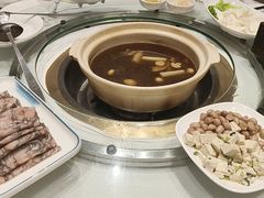 -天宜隆蘑菇宴火锅(石景山旗舰店)