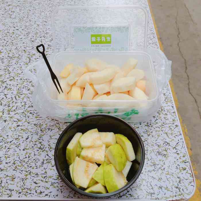 果子先生(宝民店)-"回大宝民了,出来社区逛找呵呵,好多家都喝.