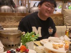-雍和会海鲜姿造自助(湖东路店)