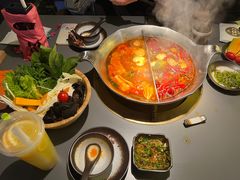 -湊湊火锅·茶憩(南京万象天地店)