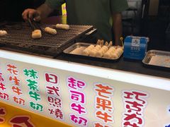 -六合夜市