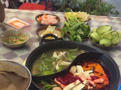 -赵美丽·重庆社区火锅·直营店(火车东站·中豪国际店)