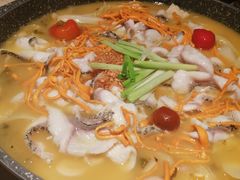 -山城外·非遗酸菜鱼(财富中心店)