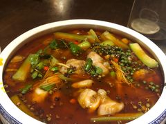 -渝半城经典川粤菜(重庆天地店)
