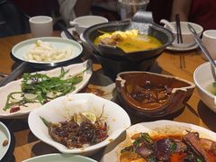 -隔壁老王·家常云南菜(花巷店)