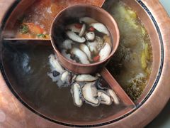 -滇釜火锅·能喝汤的火锅(车公庄店)