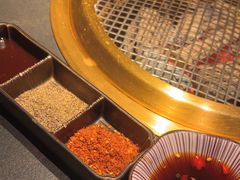 -铭牛烧肉·和牛海鲜自助(高新月牙湖店)
