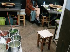 大堂-老姐石板烧烤+铜炭火锅(总店)