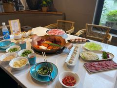 -墨居上隐·院子里火锅(峨眉店)