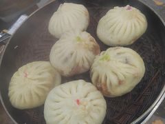 鲜虾仁肉包子-张包铺(道外店)