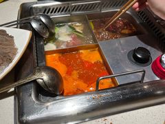 -海底捞火锅鲜切牛肉主题店(长寿路店)