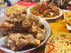 -李双猪·小龙虾·烧烤·羊肉煲(乐山店)