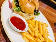 -TIGERS老虎西餐(亦庄店)