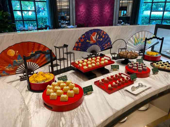 上海兴国宾馆香樟园西餐厅-"经常去吃,服务好,环境也不错.