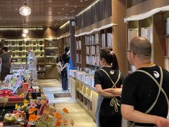 -朵云书院·广富林店