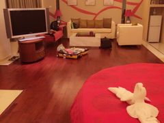 三亚亚龙湾华宇度假酒店(原三亚华宇皇冠假日酒)-三亚亚龙湾雅高美爵酒店