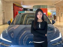 -王府井百货熙地港店