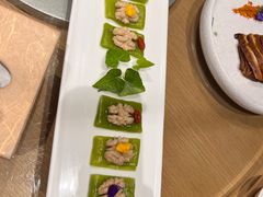 -渝信川菜 · 川味家常菜(财富购物中心店)