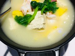 上汤炖蛋饺柴锅豆腐-到家尝北京菜(西坝河店)