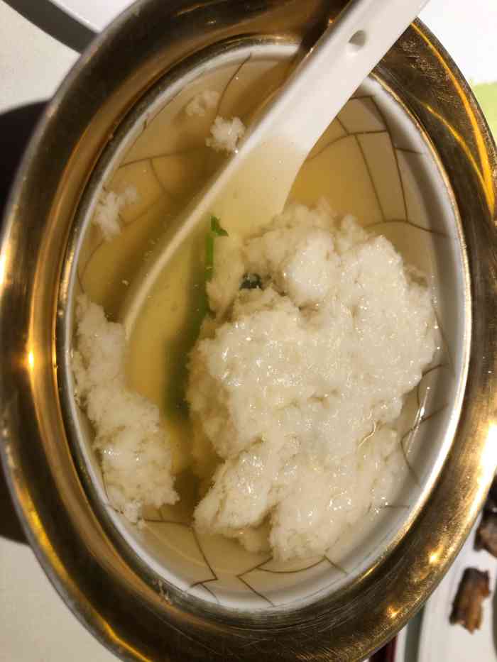 味道一绝服务也很好那个石锅老豆腐不要太合我口味