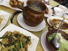 -潮隆牛肉美食城(莲花路店)