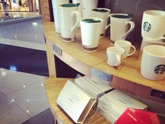 -星巴克(西藏路店)