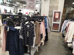 -上品折扣(回龙观店)