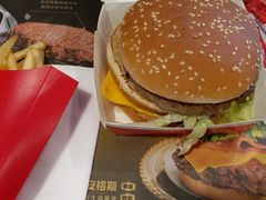 -麦当劳(军博店)