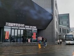 -霍尔果斯国门景区