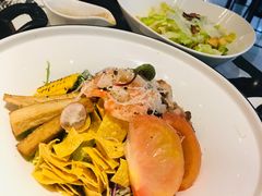 鸡肉大虾鲜蔬波奇碗-西堤牛排(龙德广场店)