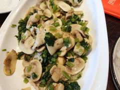 雪菜蘑菇炒肉片-米家小馆(新华店)