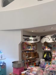 -MINI MARS 移动的空间站乐园·餐饮·派对(浦东金桥店)