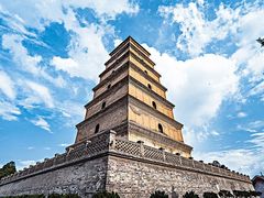 -西安大雁塔科技大学地铁站亚朵酒店