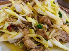 -萨宁音登锡伯风味餐厅(一楼店)