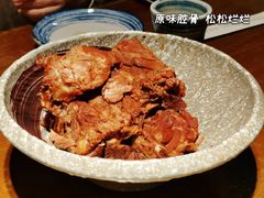 特色大铁锅烀腔骨-95号酱骨·一块豆腐(展春园西路店)