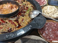-黄潇洒老火锅(九眼桥宏济巷店)
