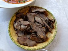 牛舌-汤锅大王(新平曹苏黄牛汤锅有限公司)