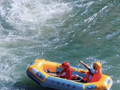 -江南大峡谷军事漂流