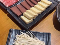-呷哺呷哺 黄金牧场 (欢乐谷店)
