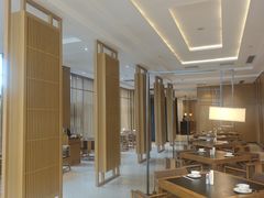 -鱼鲜饭香·招牌汽锅剁椒鱼头王