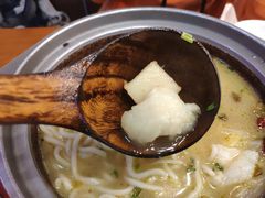 -周鱼小馆石锅酸菜鱼(活力汇店)