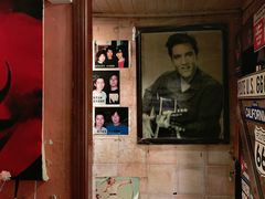 -南京天堂隔壁酒吧