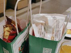 -海底捞火锅(漕宝路店)