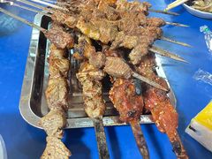 -牧场烧烤餐饮广场