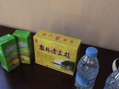 -金皇国际大酒店(桂林两江四湖火车站店)