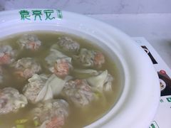 -袁亮宏饺子云吞(侯家桥菜场店)