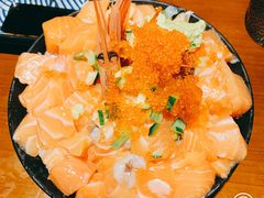 三文鱼火山丼-魔丼屋(日月光店)