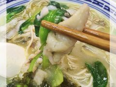 -明呈黄鱼面馆(斜土路店)